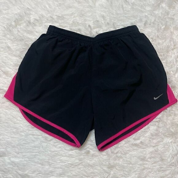 Nike Dri Fit Teens Girls Size XL Running Shorts Black Pink 4.5" Inseam Lined - Picture 1 of 9